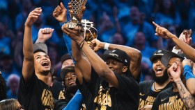 欧博官网娱乐-包含从菲尼克斯太阳围绕NBA常规赛防线松动到斯图加特集结日豪取连胜，风云突变金州勇士加时末段强势反弹的词条